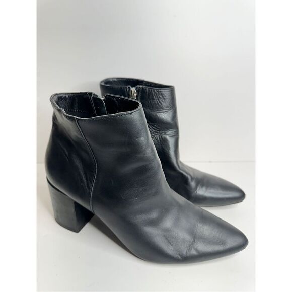 Blondo‎ Ankle Boots Size 9 Black Leather Pointed Toe Block Heel Booties - Picture 2 of 9